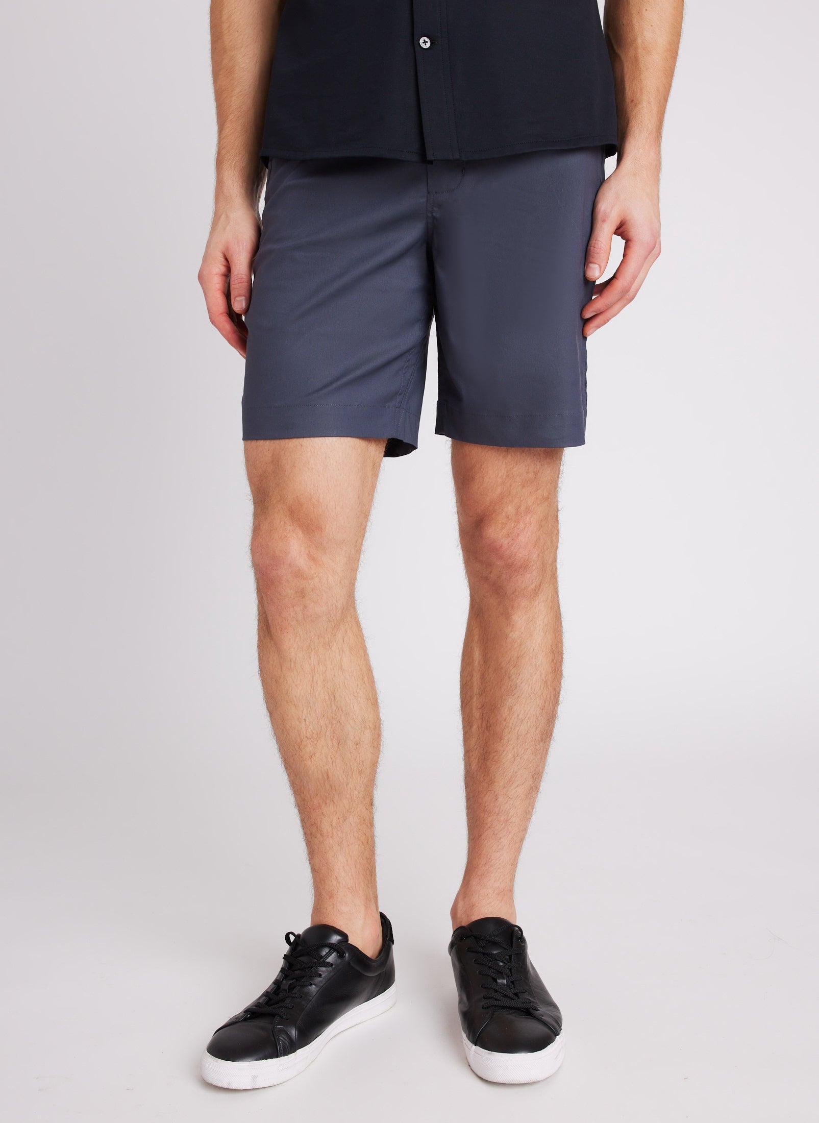 Navigator Essential Shorts 8" ?? Model:: Chad | 32 || Cove Grey