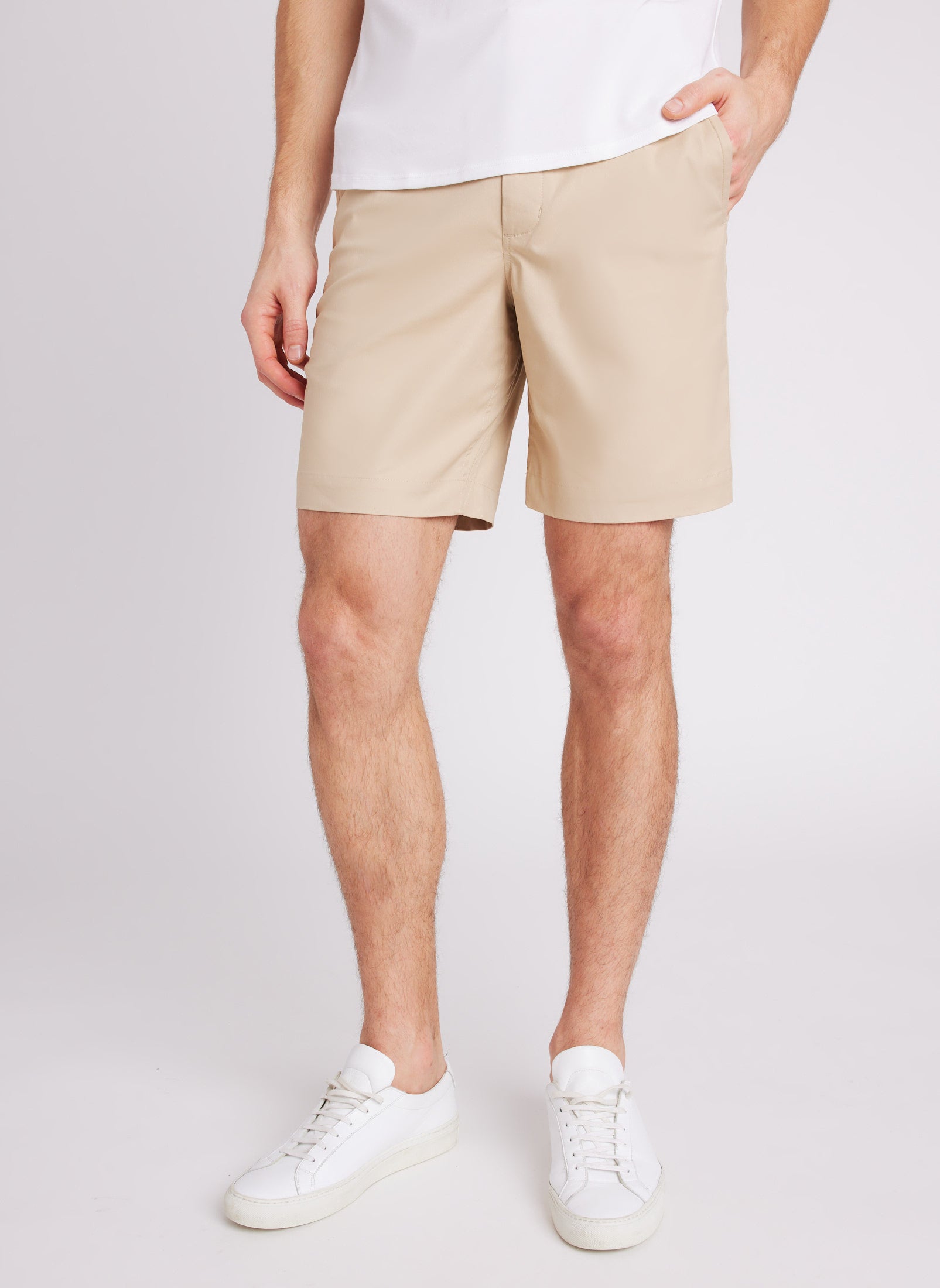 Navigator Essential Shorts 8" ?? Model:: Chad | 32 || Sand Dune
