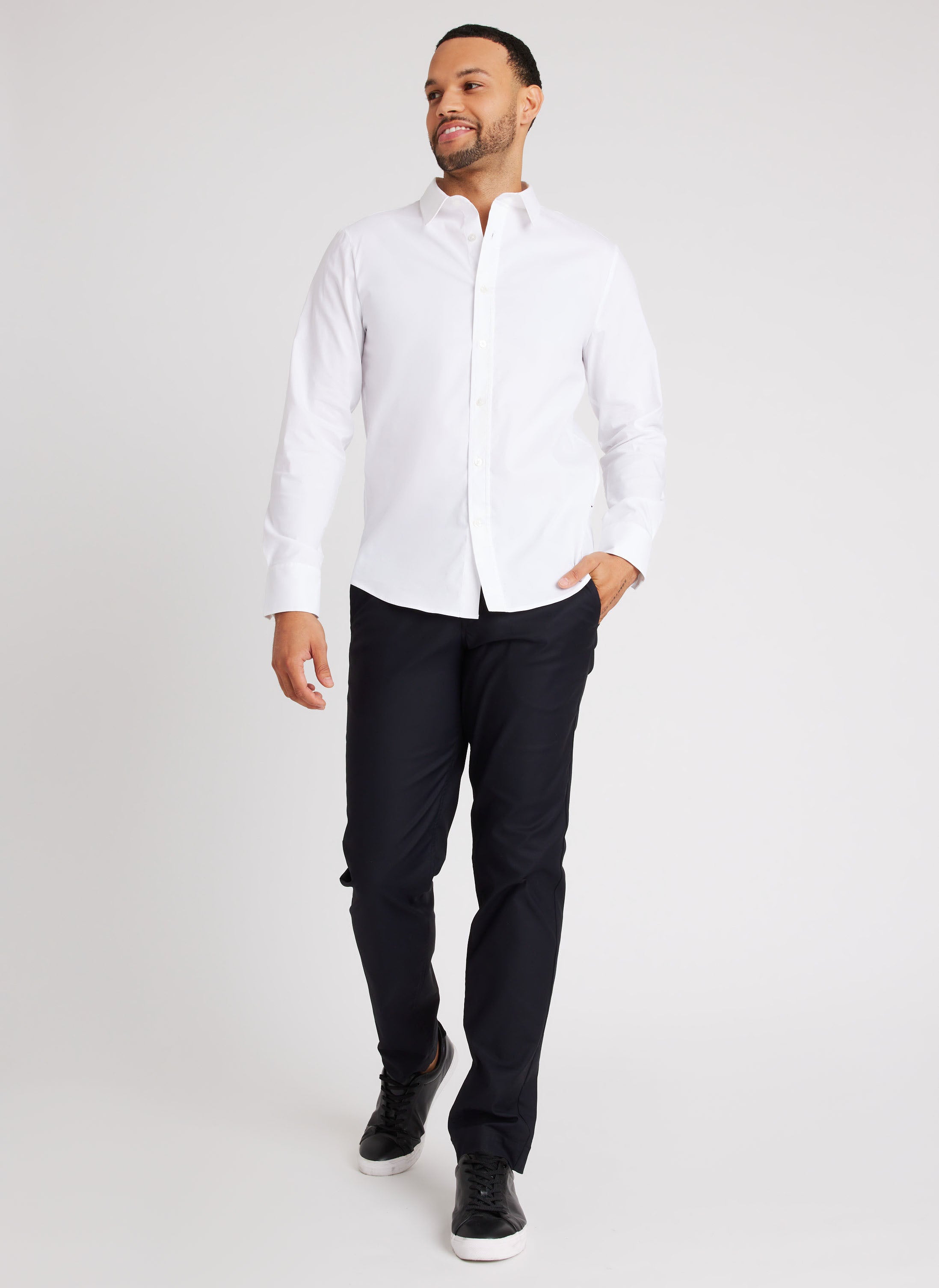 Stay Cool Poplin Long Sleeve Shirt ?? Model:: Emerson | M || Bright White