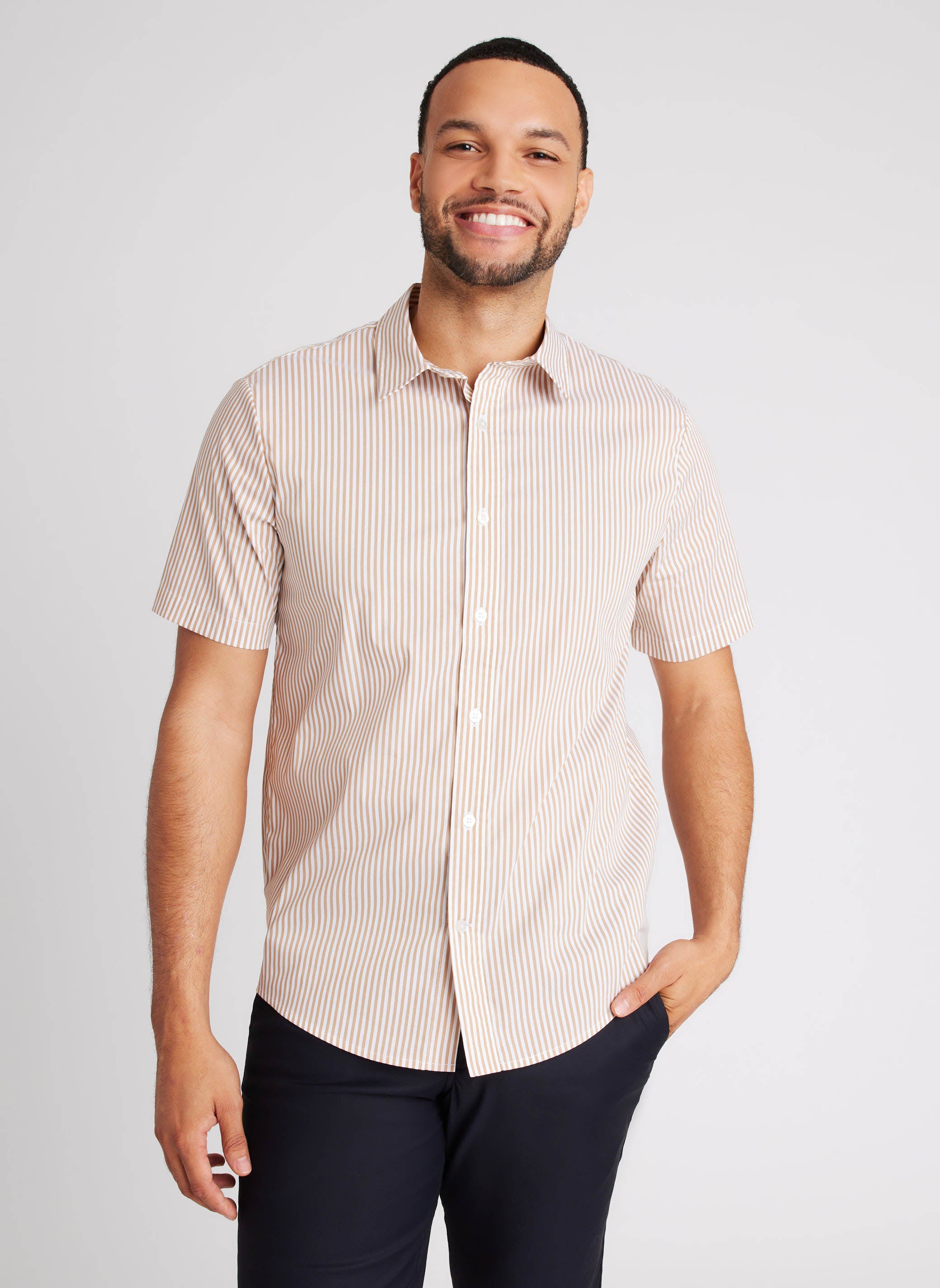 Stay Cool Poplin Short Sleeve Shirt ?? Model:: Emerson | M || Bone Brown/Bright White Stripe